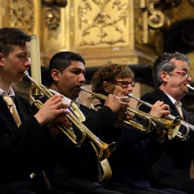 Las bandas de Ejea participan en la ofrenda de flores del Pilar